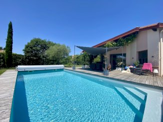 Superbe villa d'architecte avec piscine et grand jardin - Grisolles (82170)