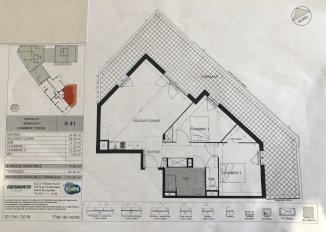 Appartement F3 de 69 m² + Terrasse 46 m² - Nîmes (30000)