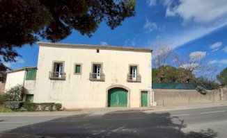 Maison vigneronne à 30mn de Montpellier avec jardin et garage - Ceyras (34800)