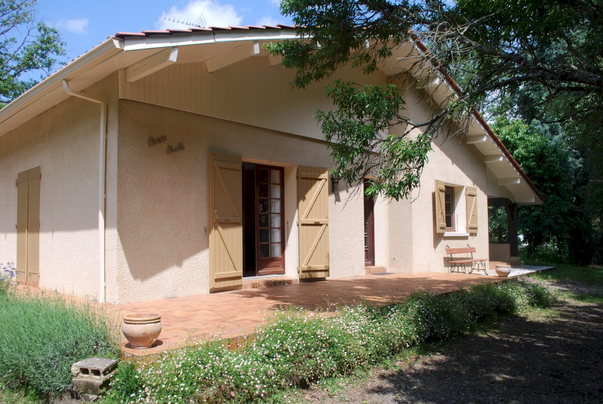 Rare : maison avec parc 3000 m² au calme à 700 m du centre – Masseube - Photo 10 - Masseube