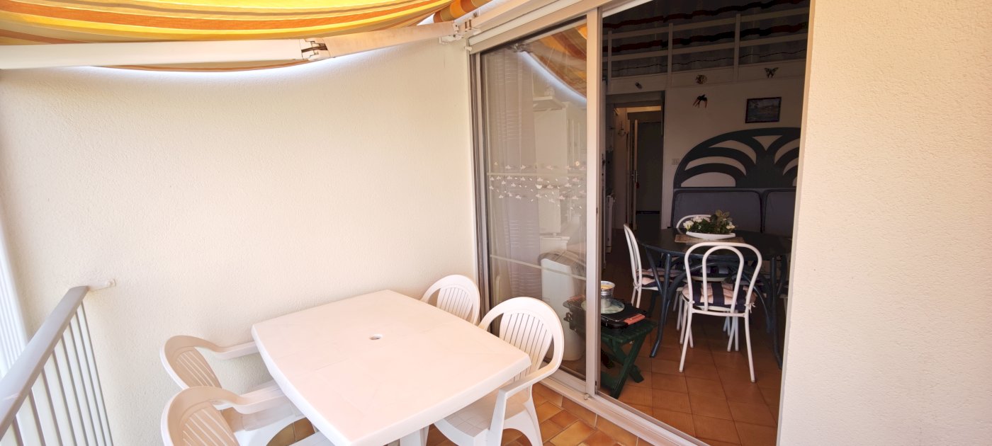 Cap d'Agde : Studio Cabine 5 couchages. 20 m² (30 m² avec mezzanine). Piscine. 1er ligne mer - Photo 10 - Cap d'Agde