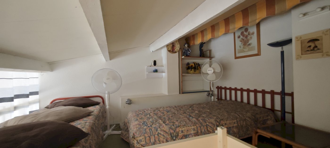 Cap d'Agde : Studio Cabine 5 couchages. 20 m² (30 m² avec mezzanine). Piscine. 1er ligne mer - Photo 12 - Cap d'Agde