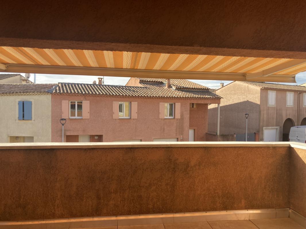 UZÈS - Appartement avec terrasse et place de parking numérotée  - Photo 14 - Uzès