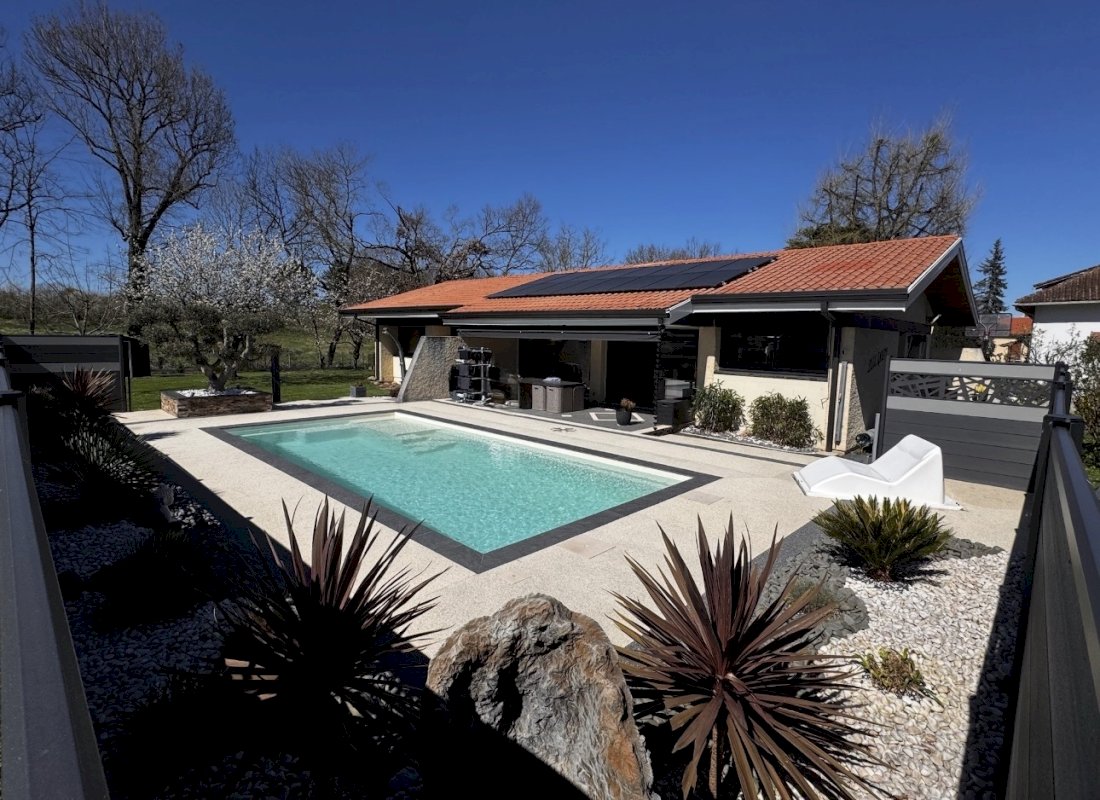 Maison d'architecte avec piscine - Photo 1 - Trie-sur-Baïse