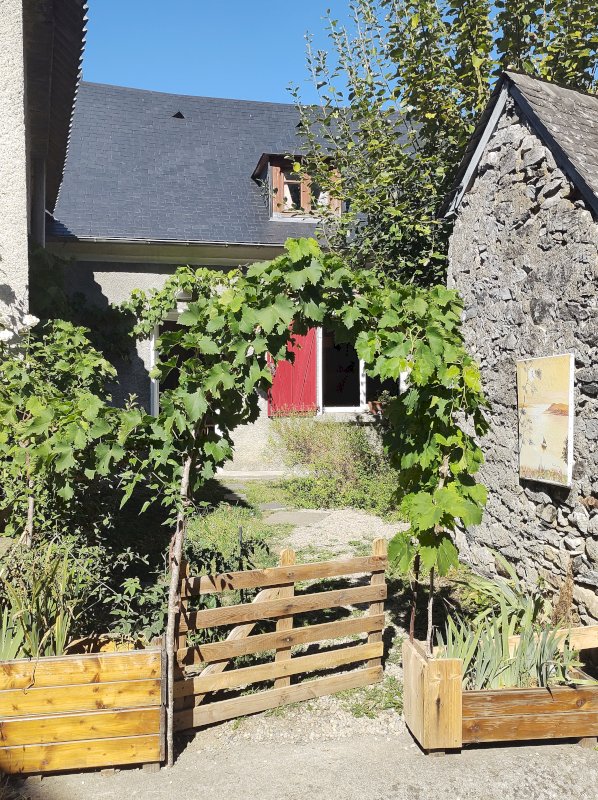 Fromagerie et sa maison  - Photo 1 - Ossen