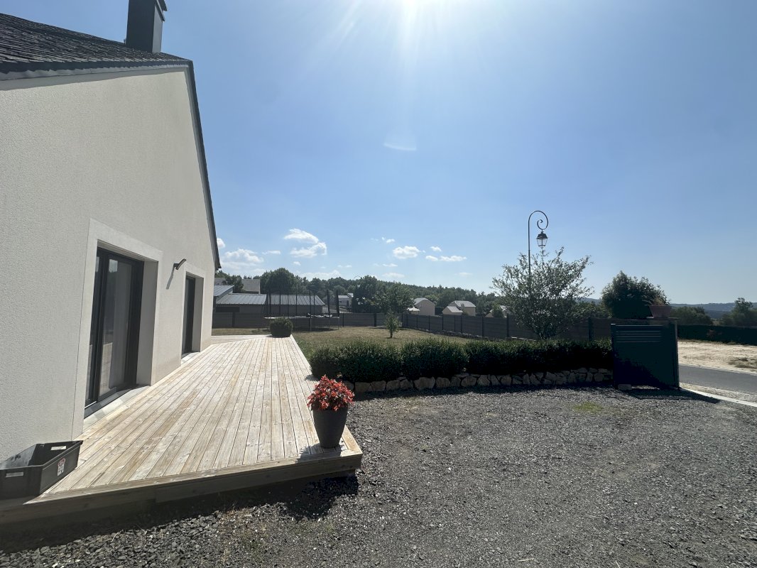 Très belle maison récente - Photo 2 - Albaret-Sainte-Marie