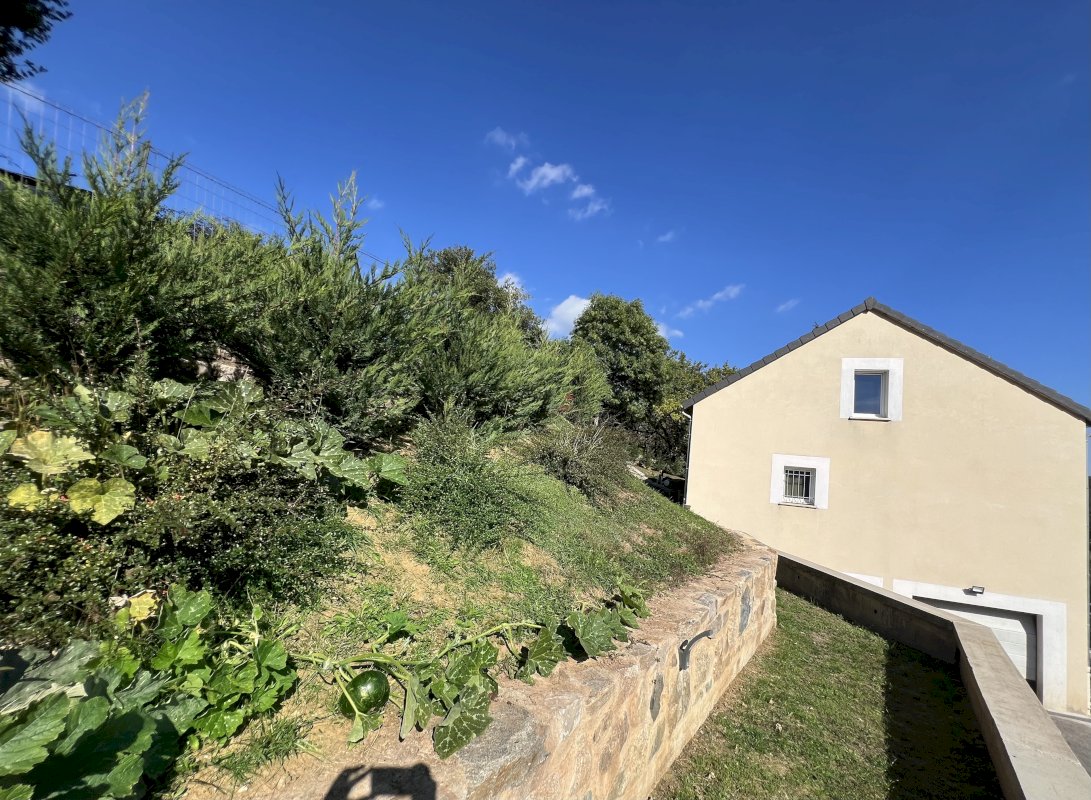 Maison avec piscine - Photo 2 - Bourgs sur Colagne