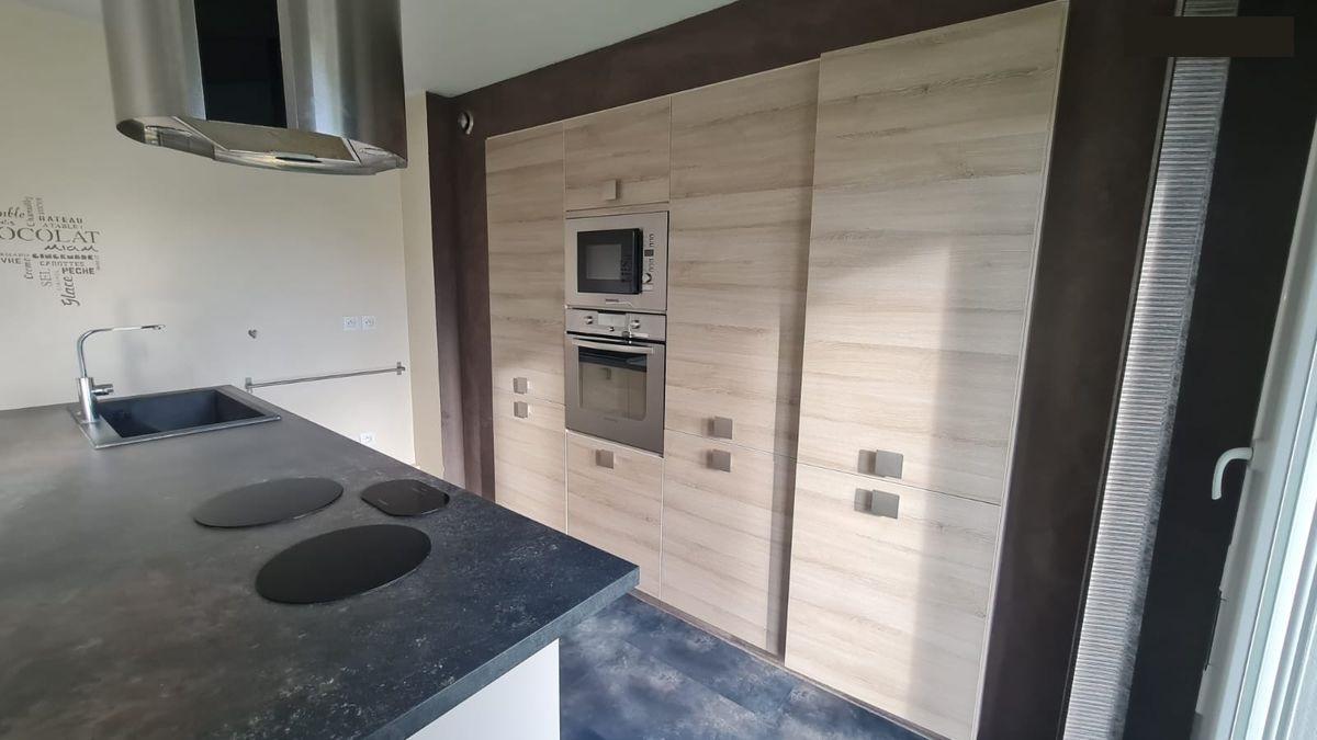 Appartement de 91 m² - Photo 3 - Nîmes