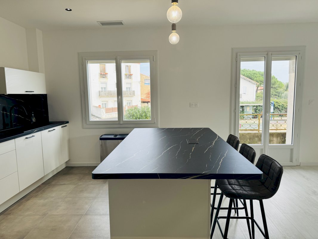 Belle rénovation / Maison 4 pièces de 170 m² - Photo 3 - Maraussan