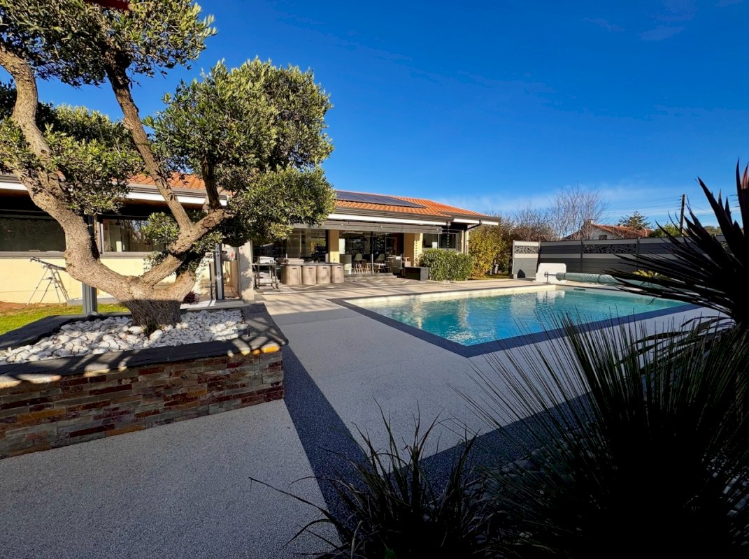 Maison d'architecte avec piscine - Photo 3 - Trie-sur-Baïse