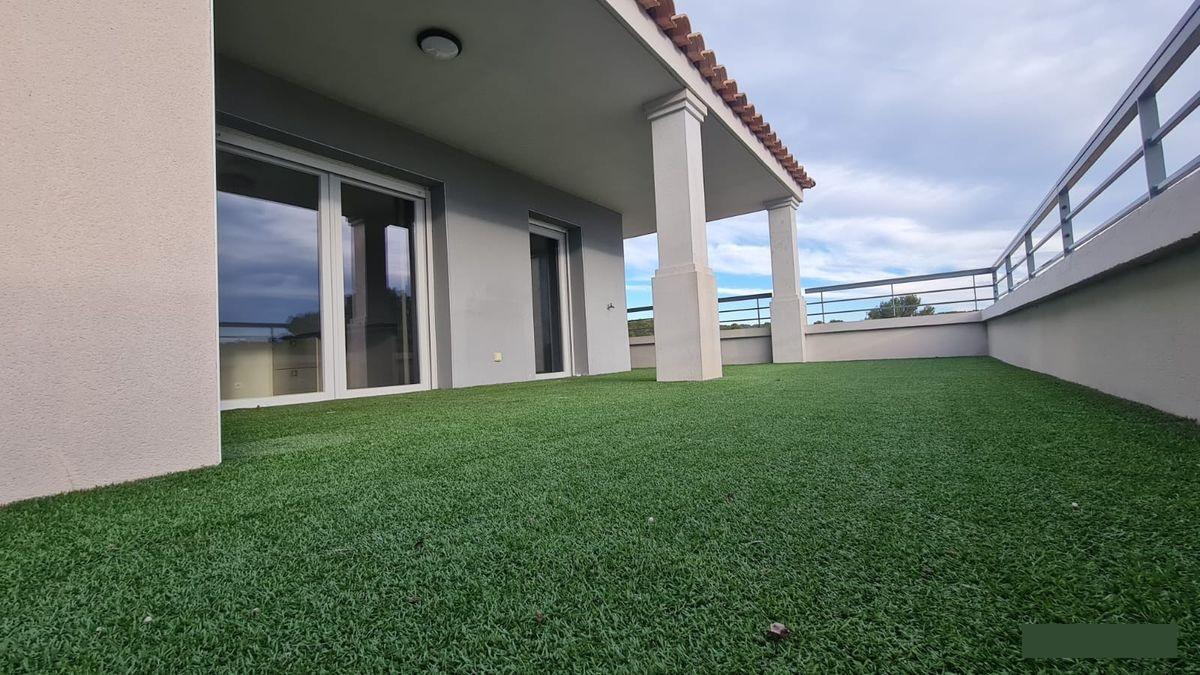 Appartement de 91 m² - Photo 4 - Nîmes