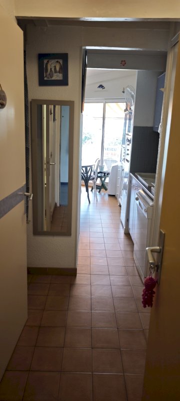 Cap d'Agde : Studio Cabine 5 couchages. 20 m² (30 m² avec mezzanine). Piscine. 1er ligne mer - Photo 6 - Cap d'Agde