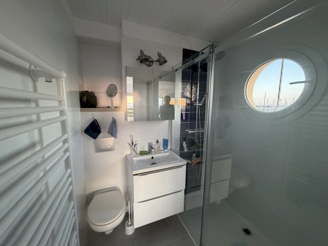 APPARTEMENT TERRASSE 3 PIECES TRAVERSANT PORT CAMARGUE VUE PORT ET MER - Photo 7 - Port-Camargue