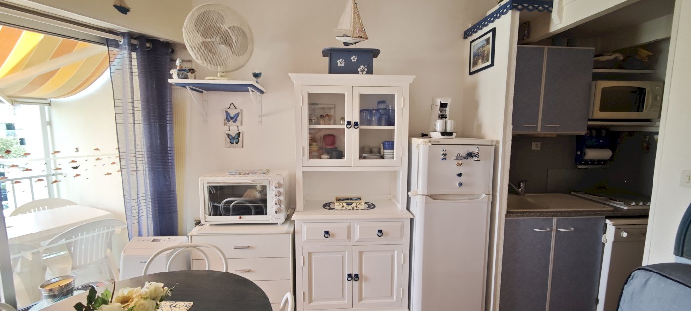 Cap d'Agde : Studio Cabine 5 couchages. 20 m² (30 m² avec mezzanine). Piscine. 1er ligne mer - Photo 7 - Cap d'Agde