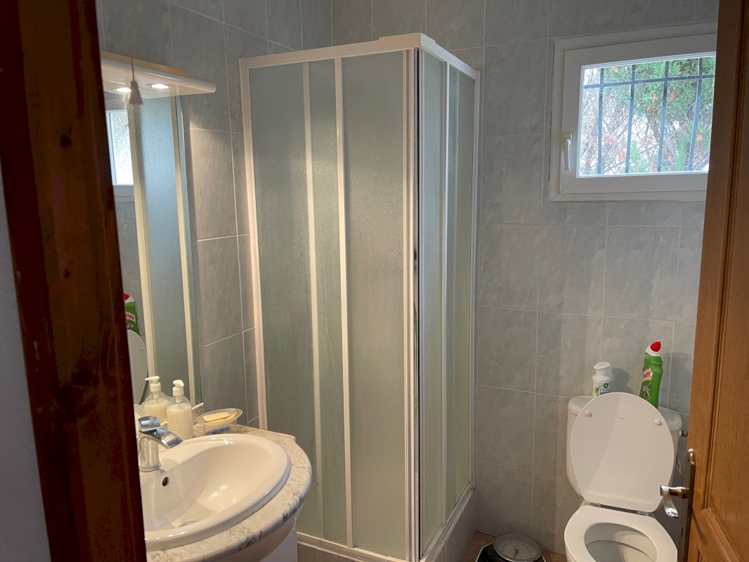 A VENDRE BATISSE AVEC STUDIO POSSIBILITE DE MAISON NEUVE - Photo 8 - Agde